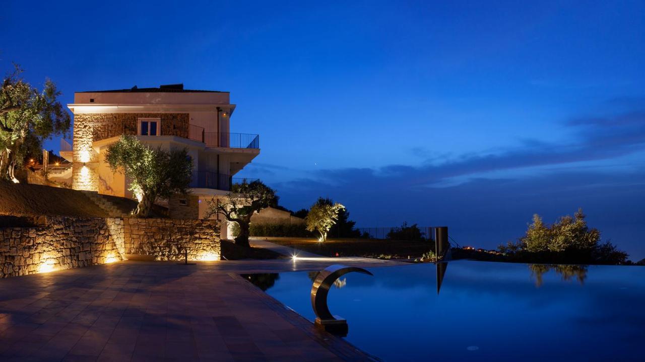 Maina Country Resort Naso Bagian luar foto